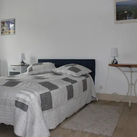 Maison Confortable En Campagne A + Jardin Holiday home